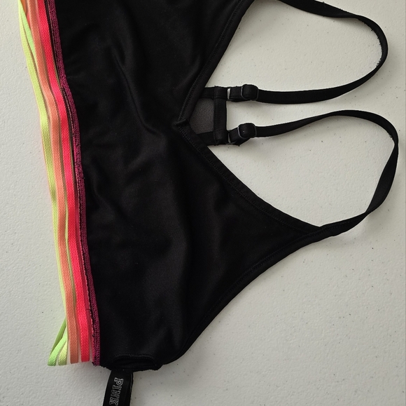 Pink Sport Ultimate lightly lined size S - Picture 5 of 9